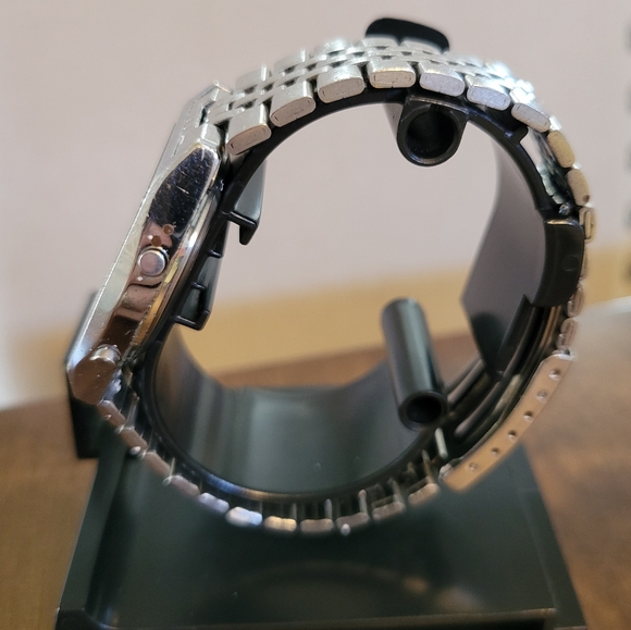 80's Vintage Seiko Digital Watch - Picture 3 of 7